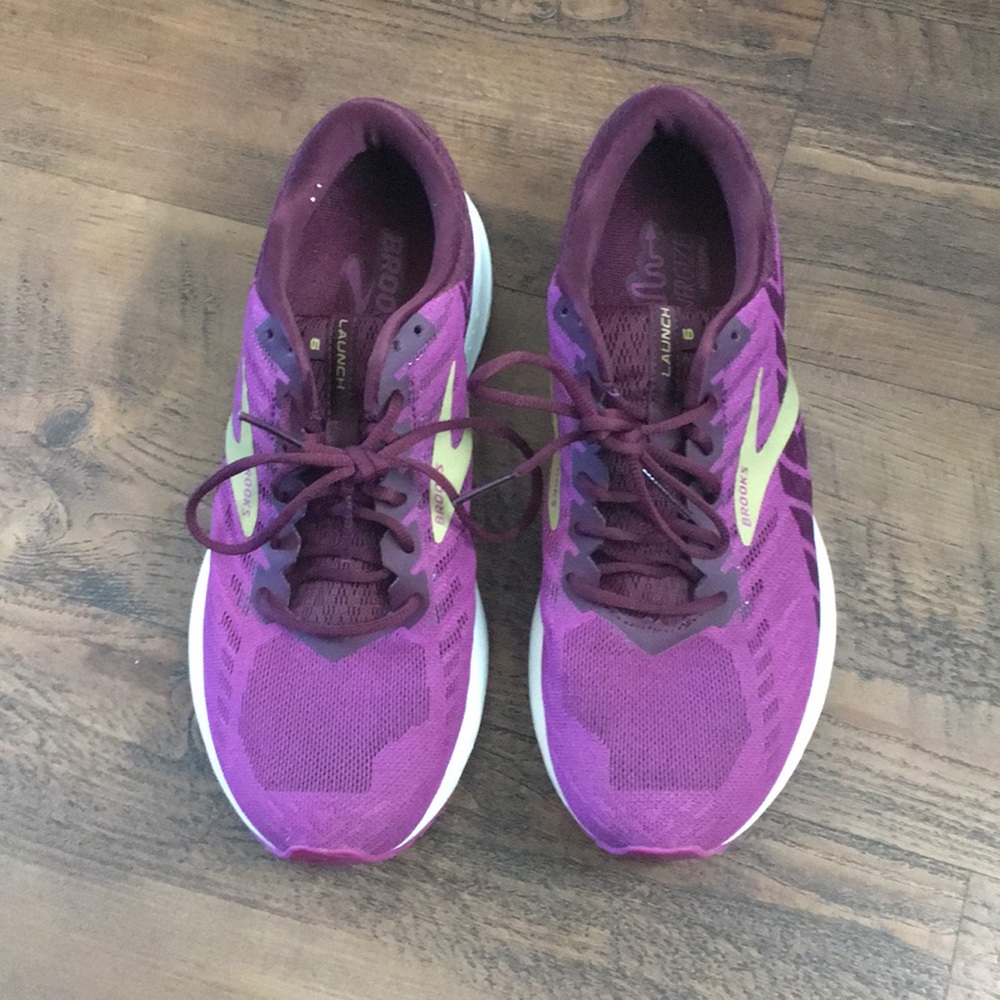 Brooks launch shoes -11